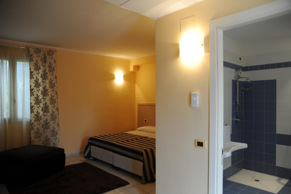 Hotel Bulla Regia Fontane Bianche Luaran gambar