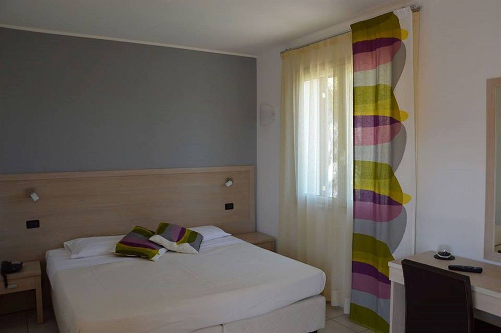 Hotel Bulla Regia Fontane Bianche Luaran gambar