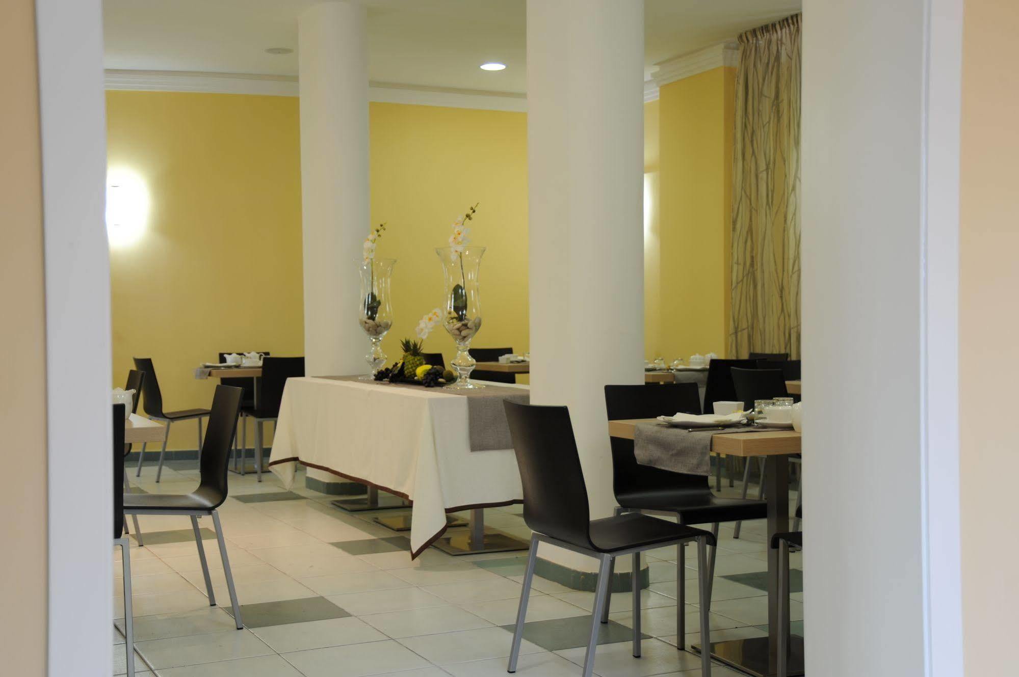 Hotel Bulla Regia Fontane Bianche Luaran gambar