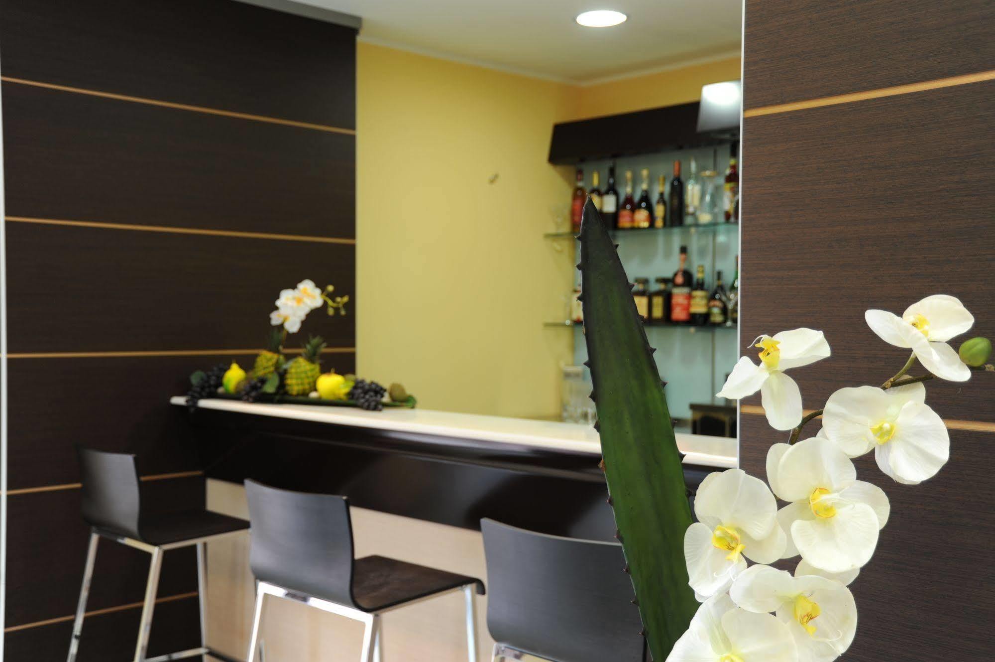Hotel Bulla Regia Fontane Bianche Luaran gambar