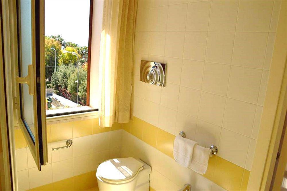 Hotel Bulla Regia Fontane Bianche Luaran gambar